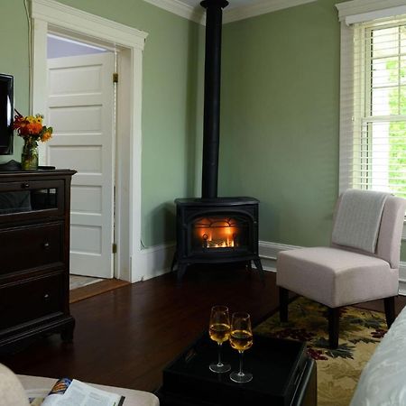Steeles Tavern Manor Экстерьер фото