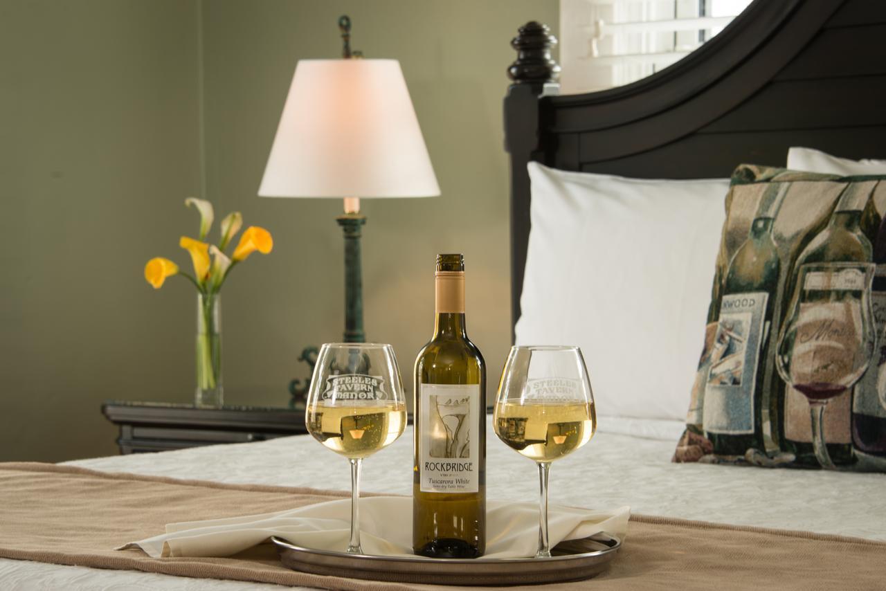 Steeles Tavern Manor Экстерьер фото