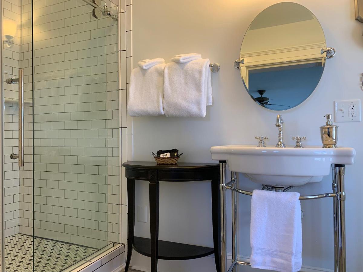 Steeles Tavern Manor Экстерьер фото
